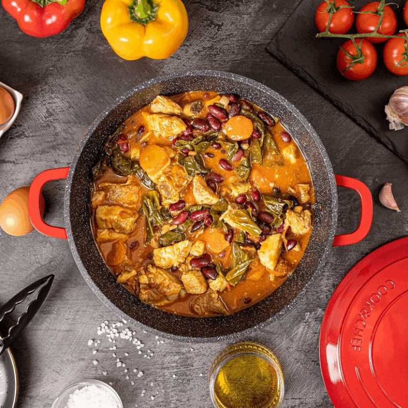 Red Aluminium Shallow Casserole Pan with Lid - 28cm - 3.9L, by Nuovva