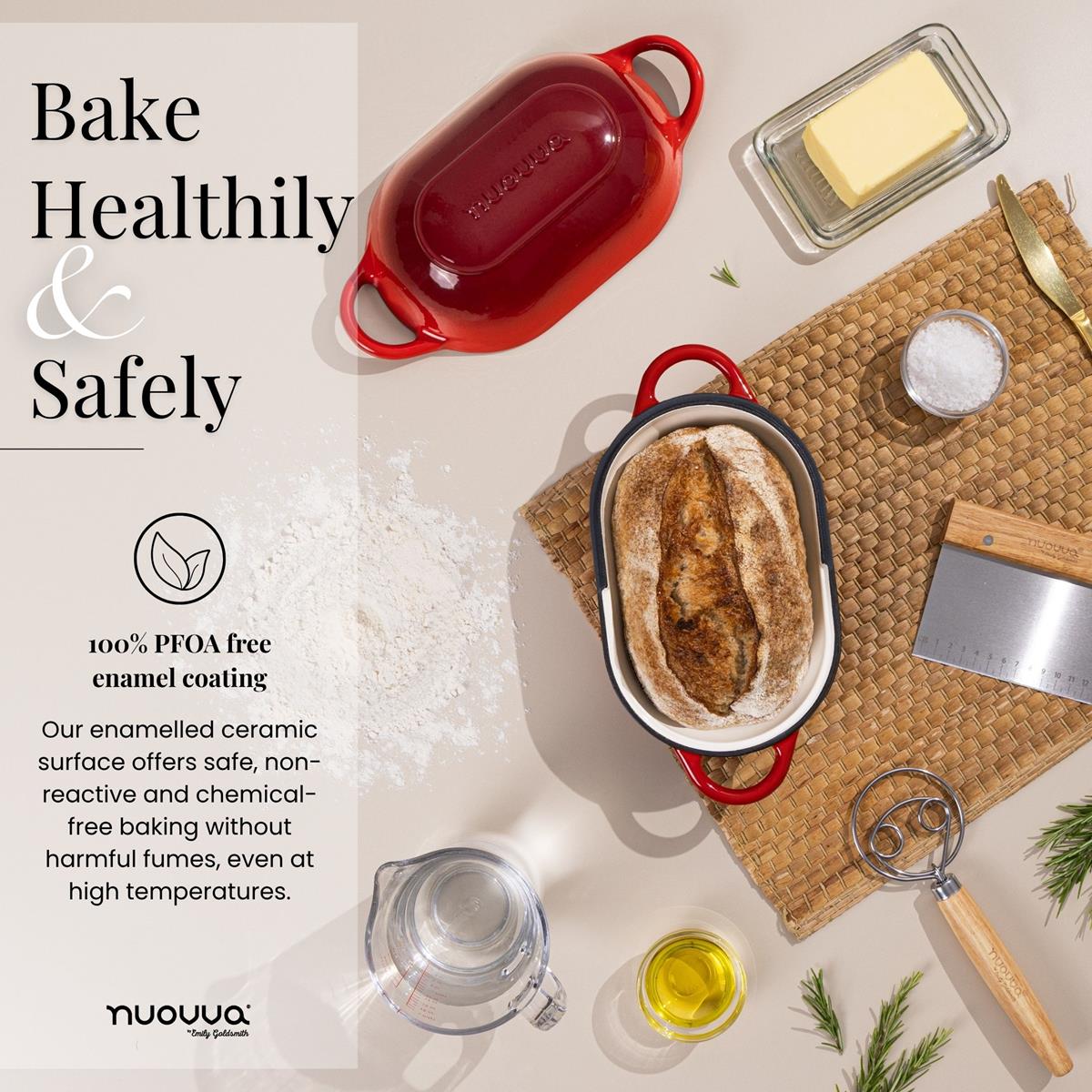 Red Enamelled Cast Iron Bread Loaf Pot, Non-Stick Dutch Oven - 22.5x14cm, by Nuovva